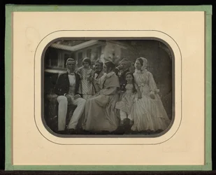 Siete Miembros de la Familia Eynard